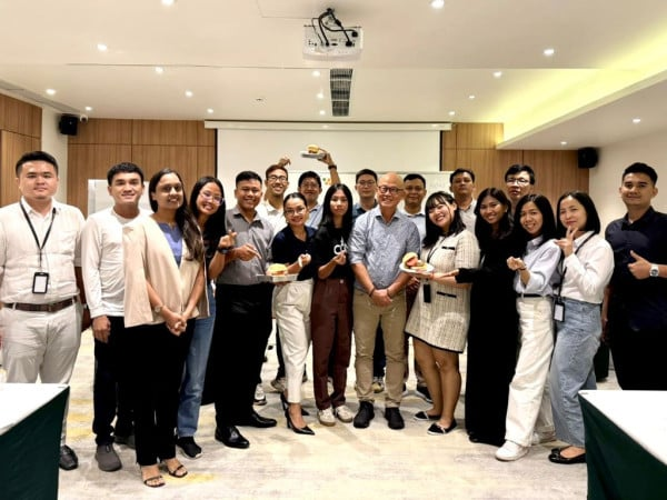 COVA Cambodia Workshop: Reach New Heights