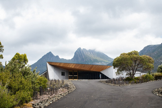Dove Lake Viewing Shelter, Cradle Mountain