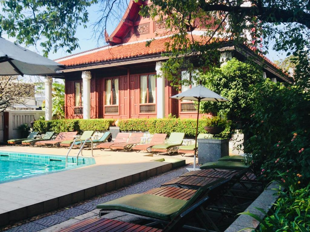 Indra Regent Hotel