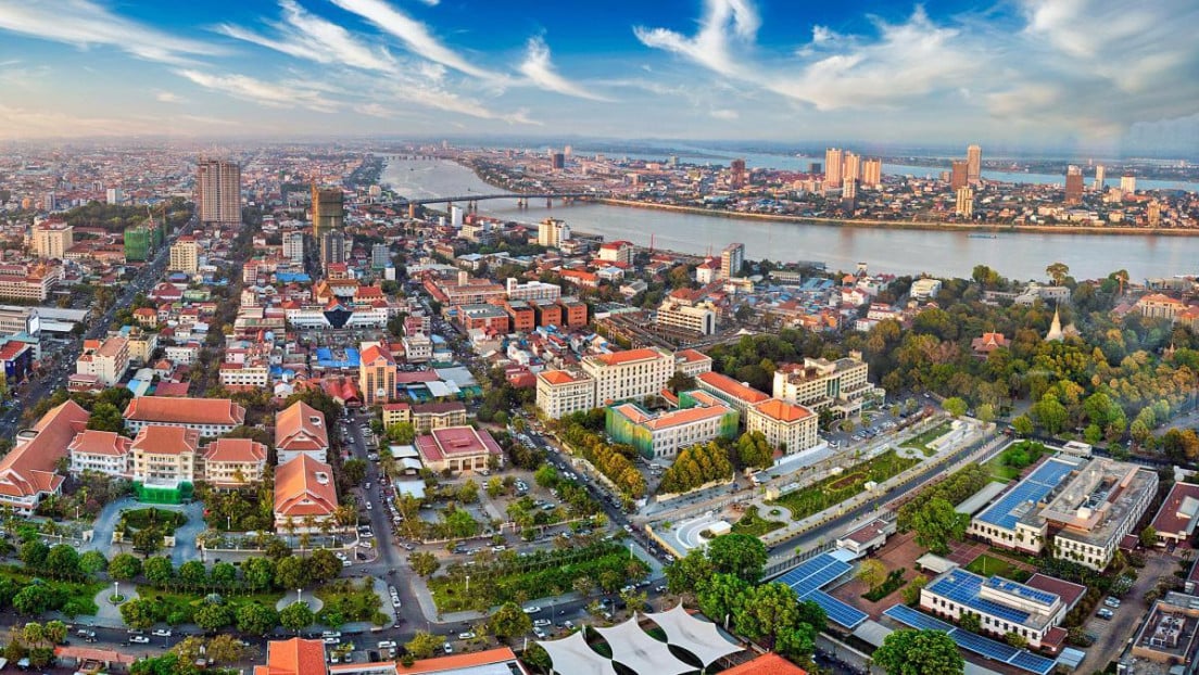 PLACE PAGE Phnom Penh Cambodiaunsplash resize v2