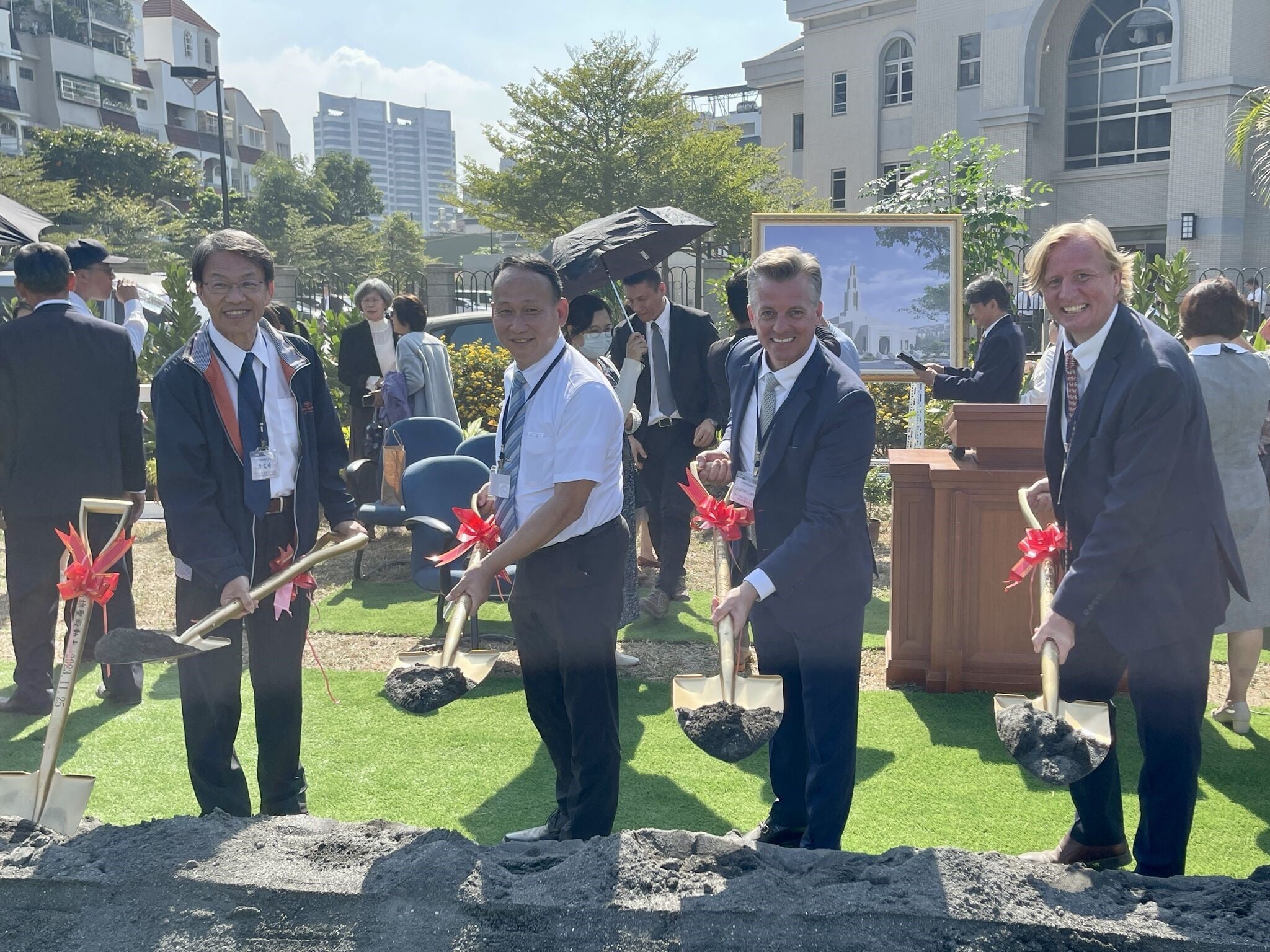 Groundbreaking ceremony of the Kaohsiung Temple - photo 1